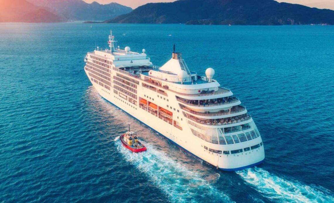 Why the CDC says everyone should avoid cruise ships right now